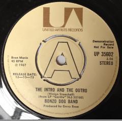 Bonzo Dog Doo-Dah Band - The Intro And The Outro